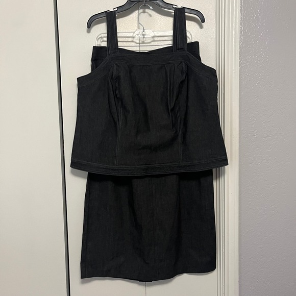 sunny south Dresses & Skirts - Vintage Black Denim‎ Two Piece Set Square Neck Tank Top and Midi Skirt Blacko